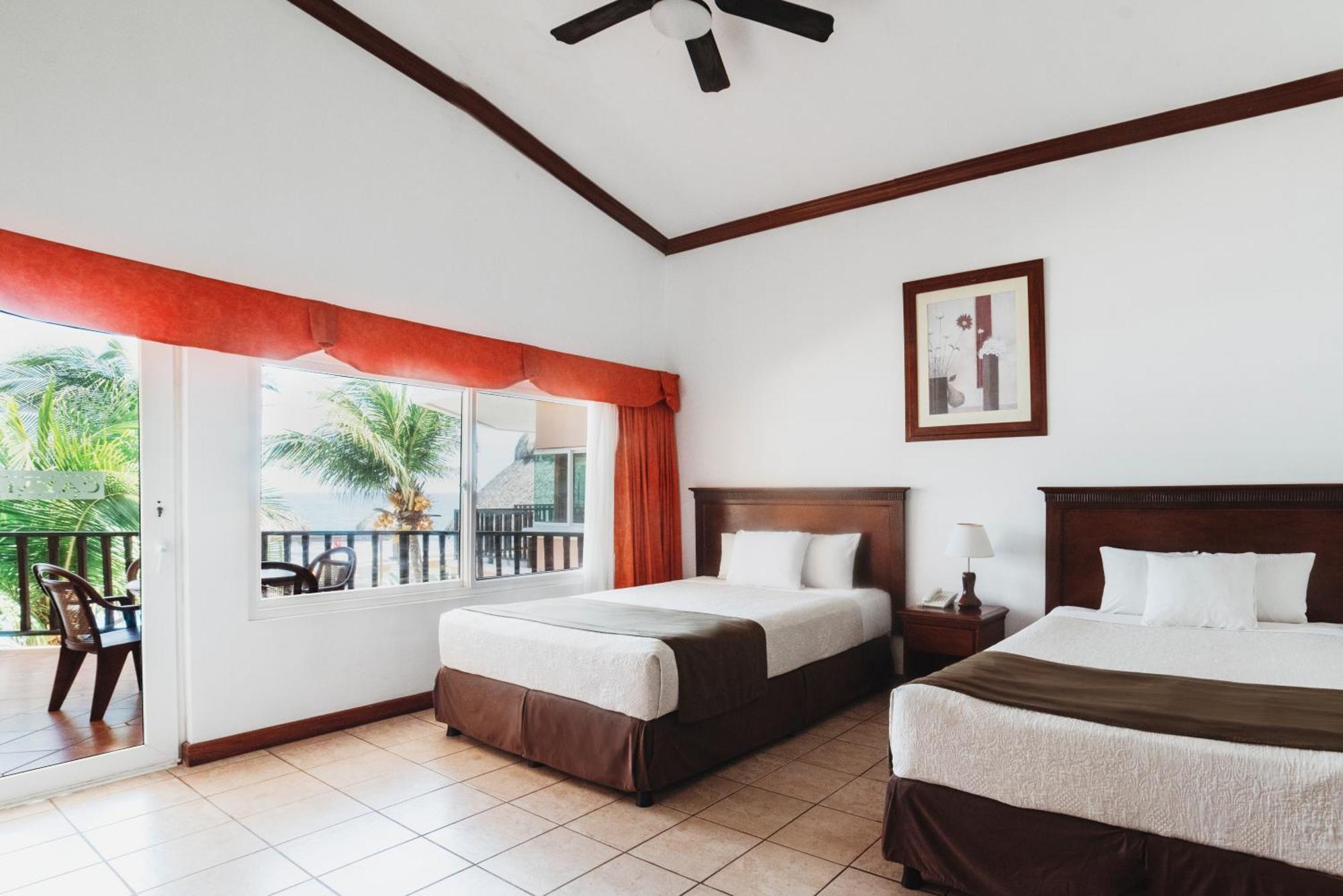 Hotel Cayman Suites 몬테리코 외부 사진