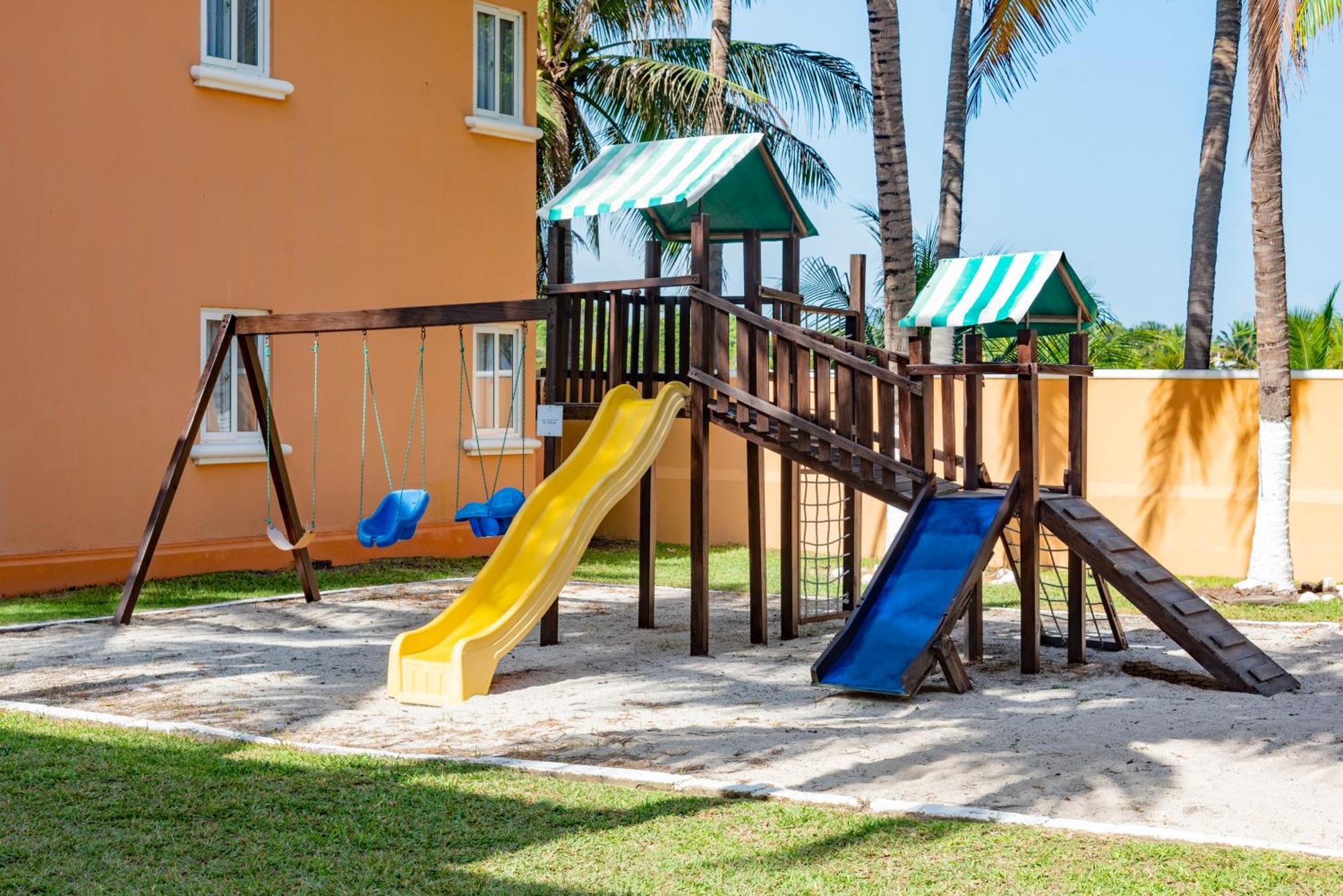 Hotel Cayman Suites 몬테리코 외부 사진