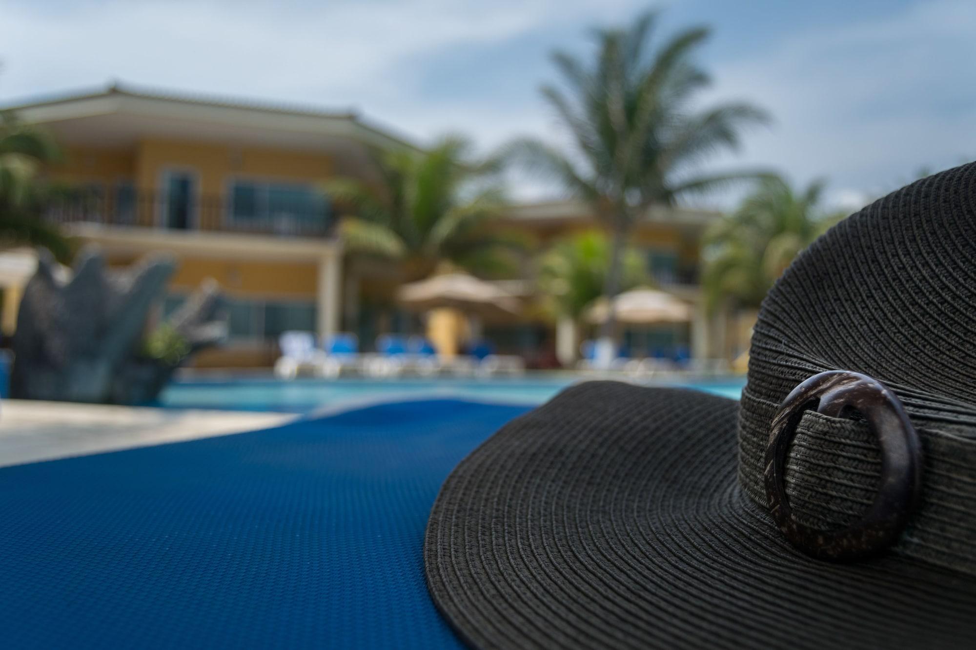 Hotel Cayman Suites 몬테리코 외부 사진