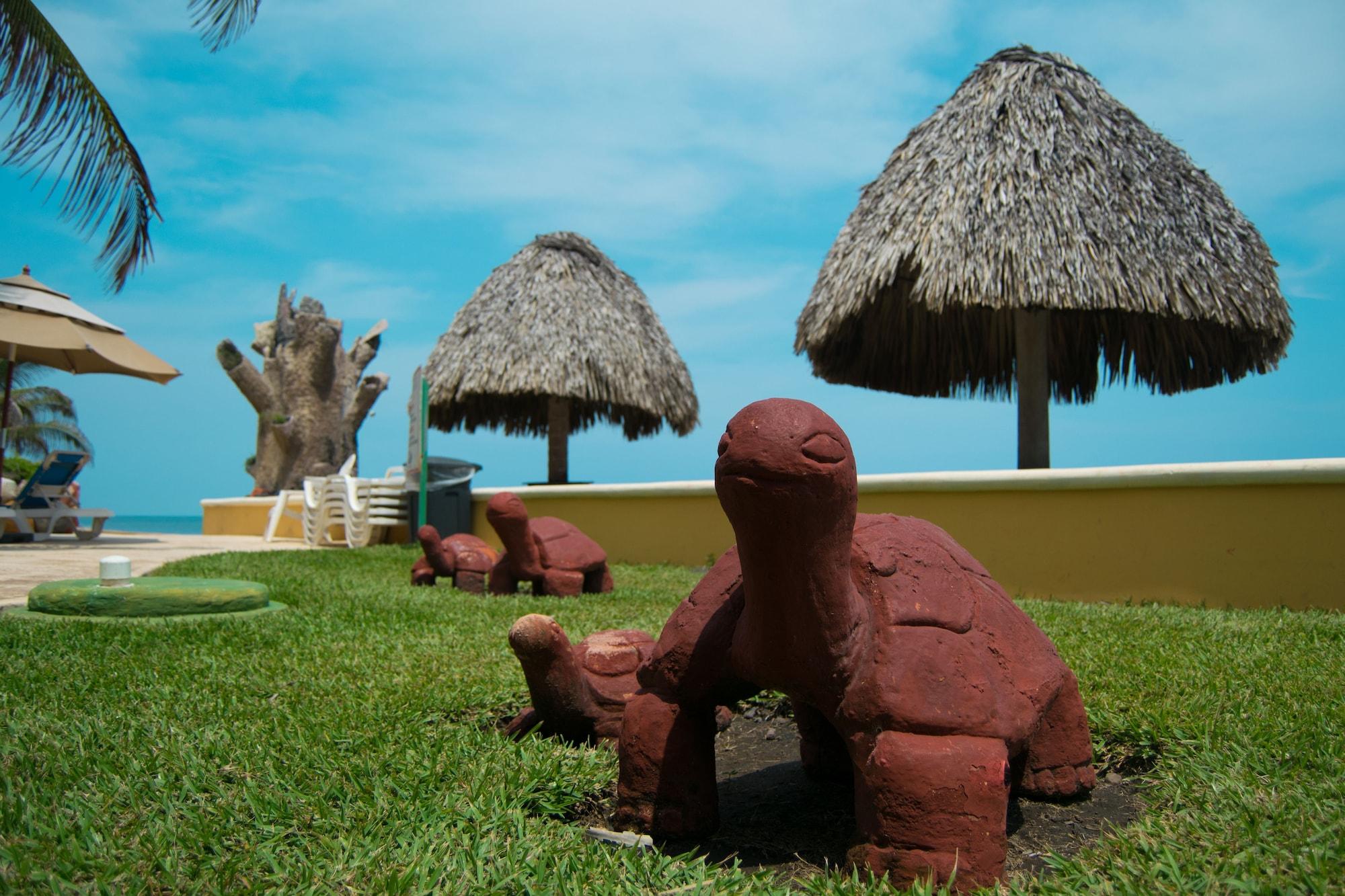 Hotel Cayman Suites 몬테리코 외부 사진