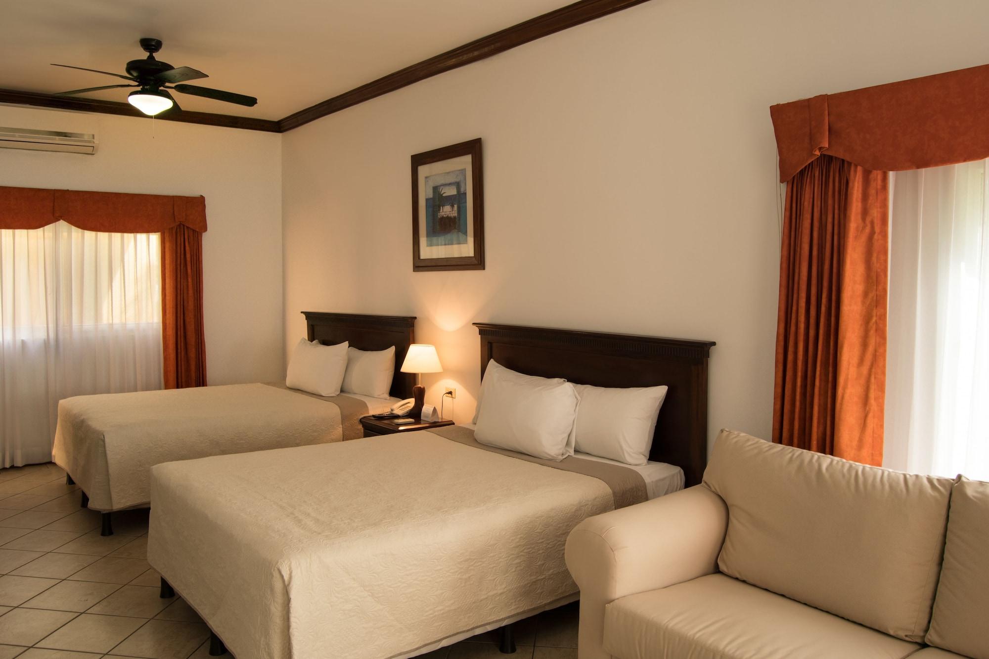 Hotel Cayman Suites 몬테리코 외부 사진